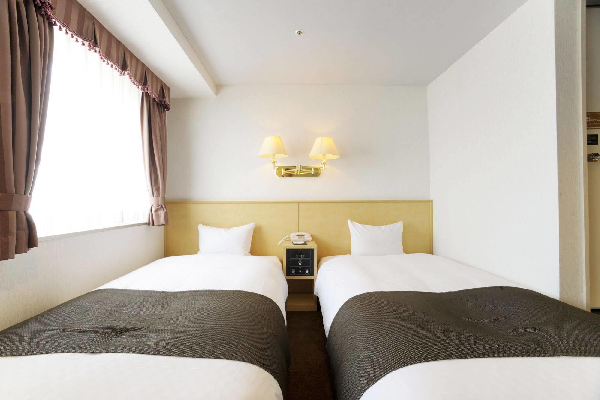 Yamagata Kokusai Hotel Exterior foto